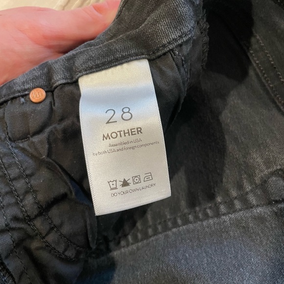 Mother The Looker Mid-Rise Skinny Jeans - color/wash is not guilty SIZE 28 - Picture 7 of 8